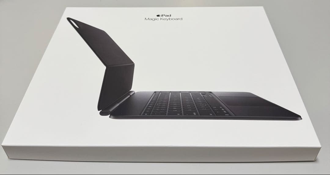 Magic Keyboard iPad Pro (M5) 13インチ