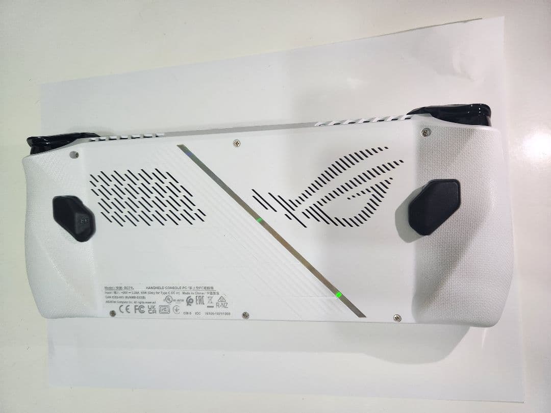 ASUS ROG ALLY　RC71L Z1