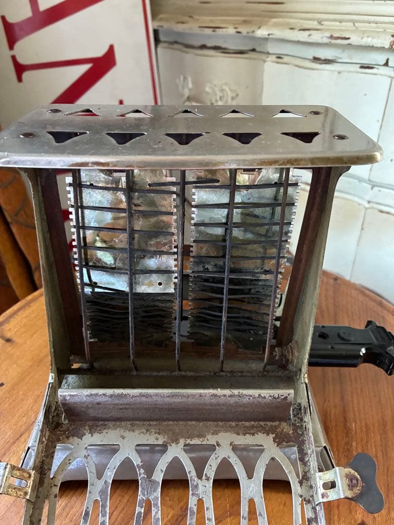 アンティーク　トースター　メタリック　美しい　メタルトースター　アメリカ30年代