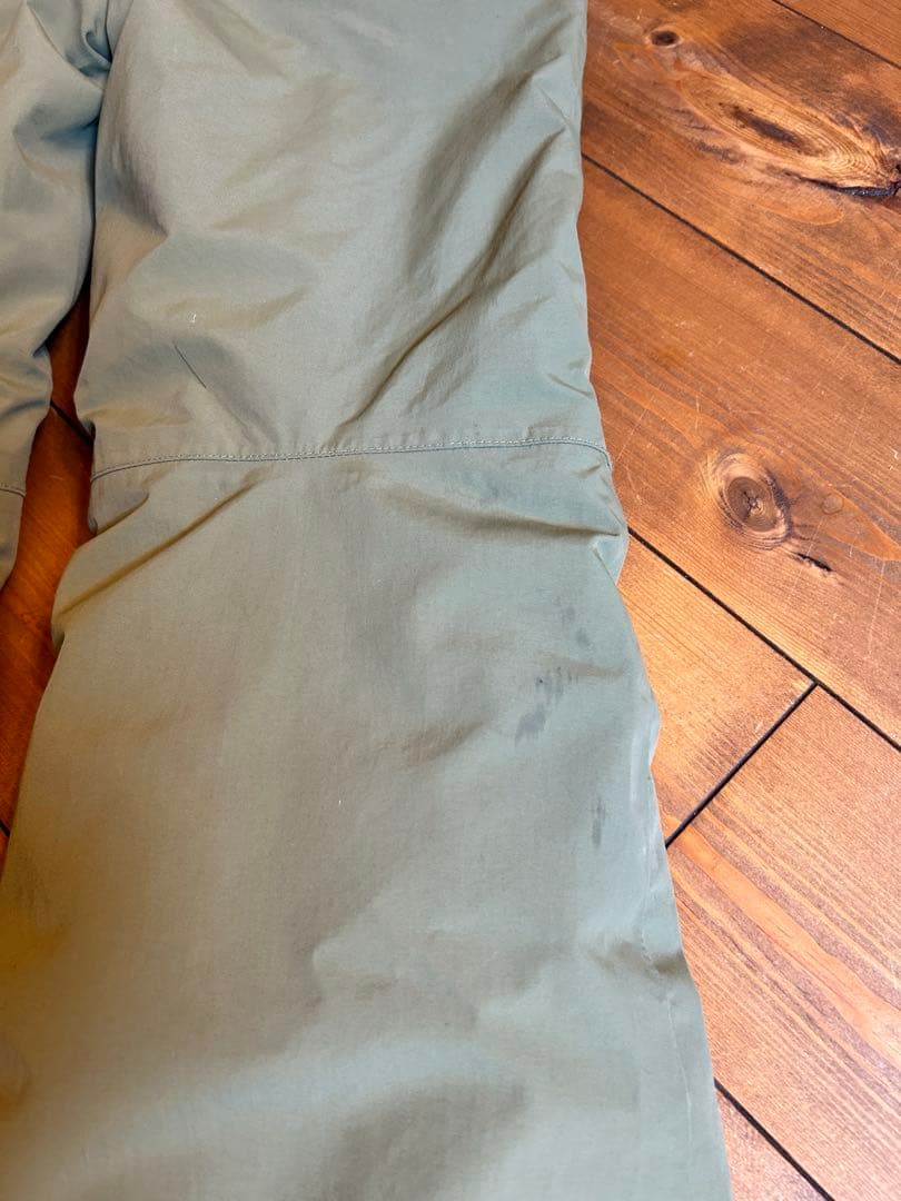 バートン　Burton　キッズ　スノーボードウェア　スノーウェア　XSサイズ