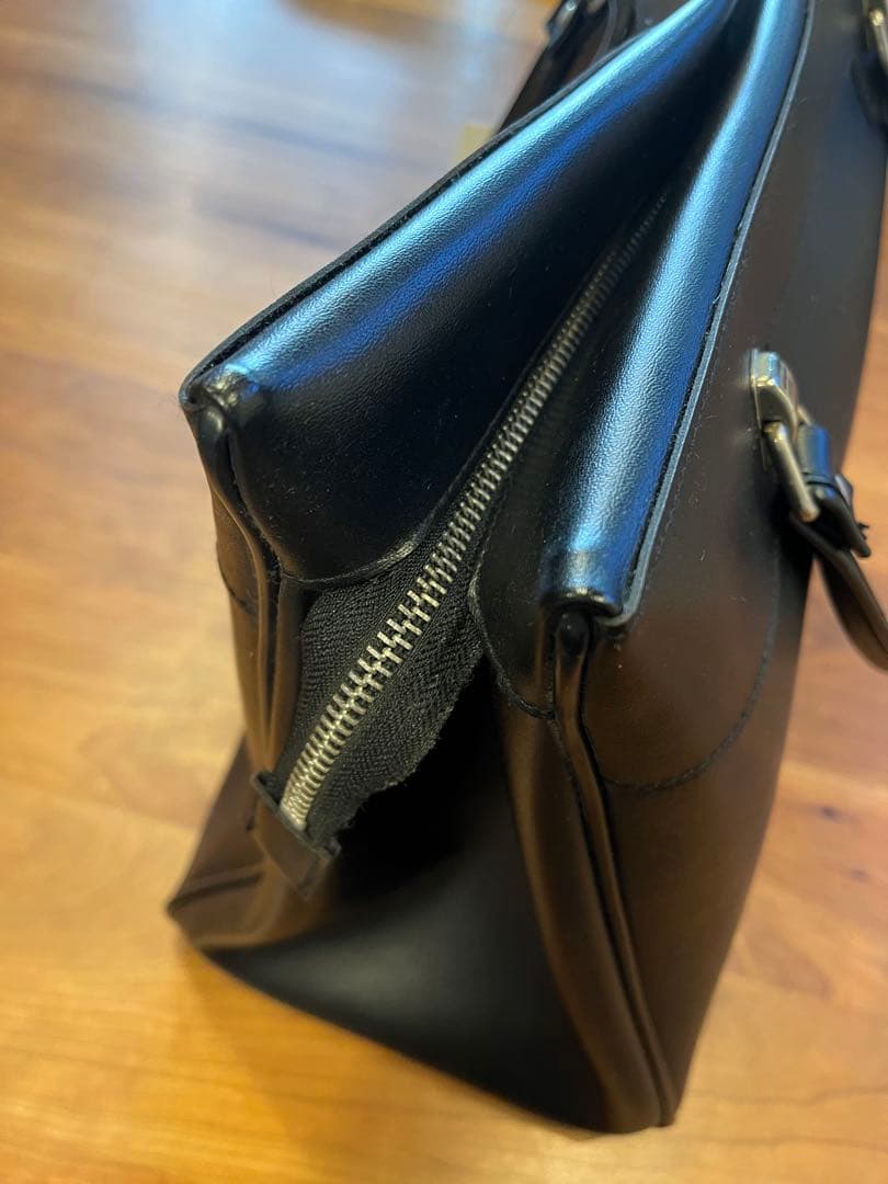 新品タグ付き コムデギャルソン バック 黒 COMME des GARCONS