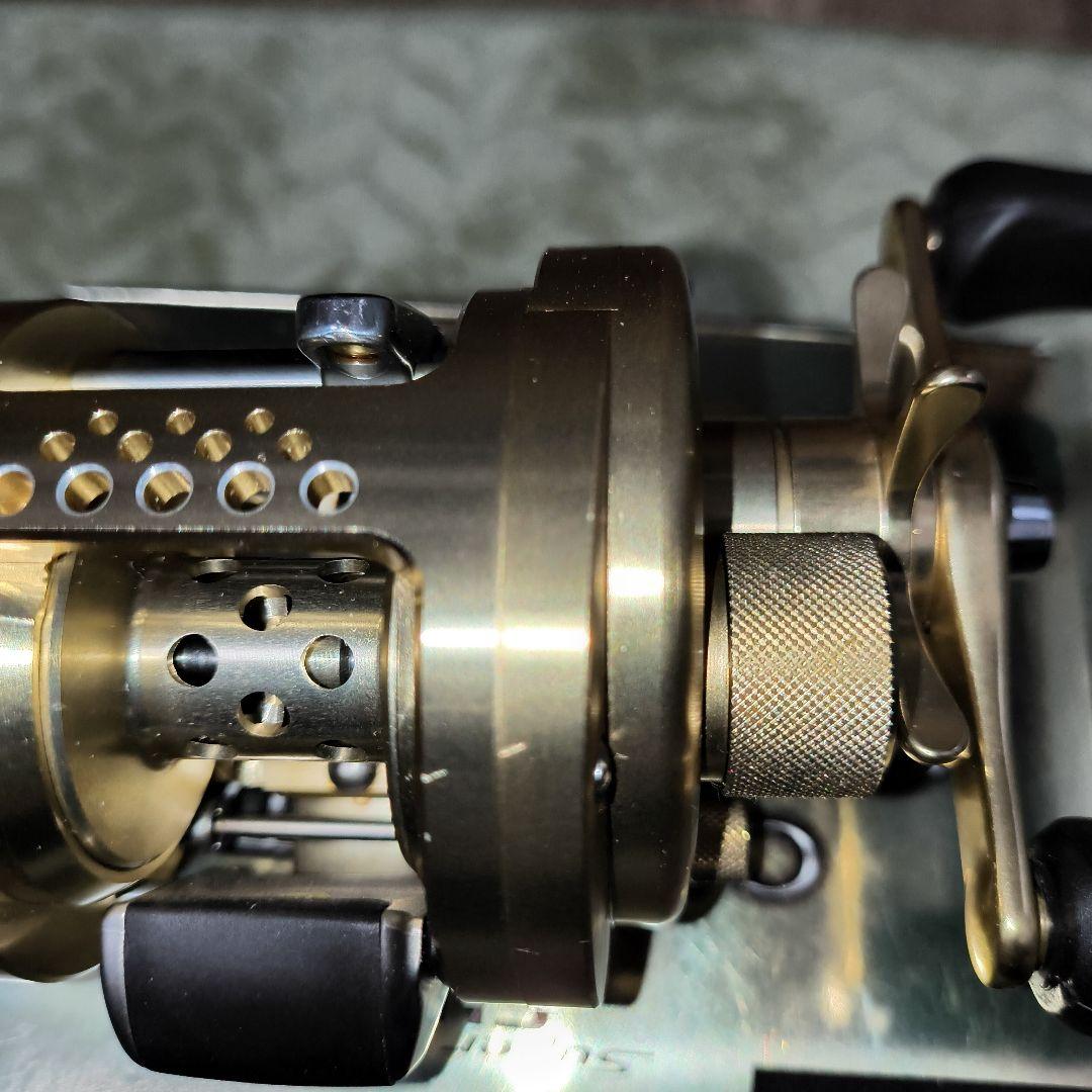 激レアデッドストックSHIMANO CALCUTTA CONQUEST 100