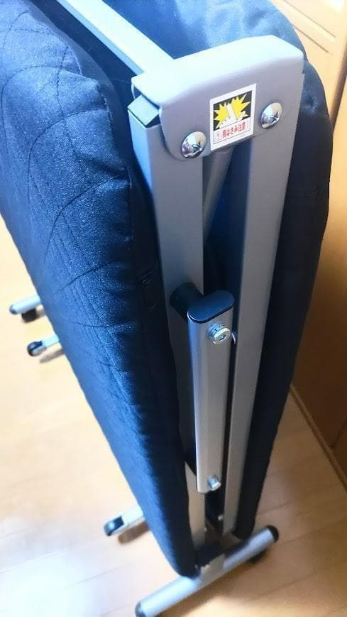 【✨冬セール☆1点限り！✨】折り畳みベッド