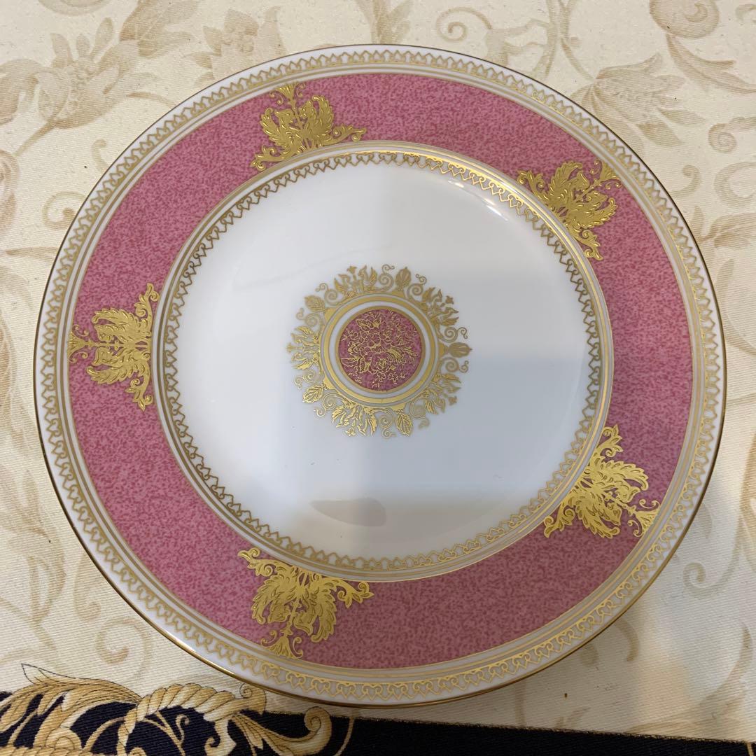 希少　ウェッジウッド コロンビア　パウダー　ピンク17.5cmケーキプレート