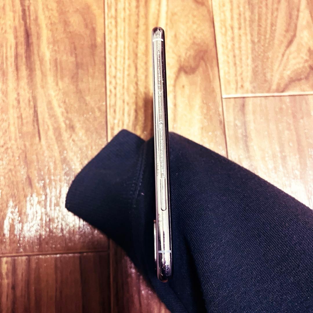 Apple iPhone X 256GB シルバー simロックあり