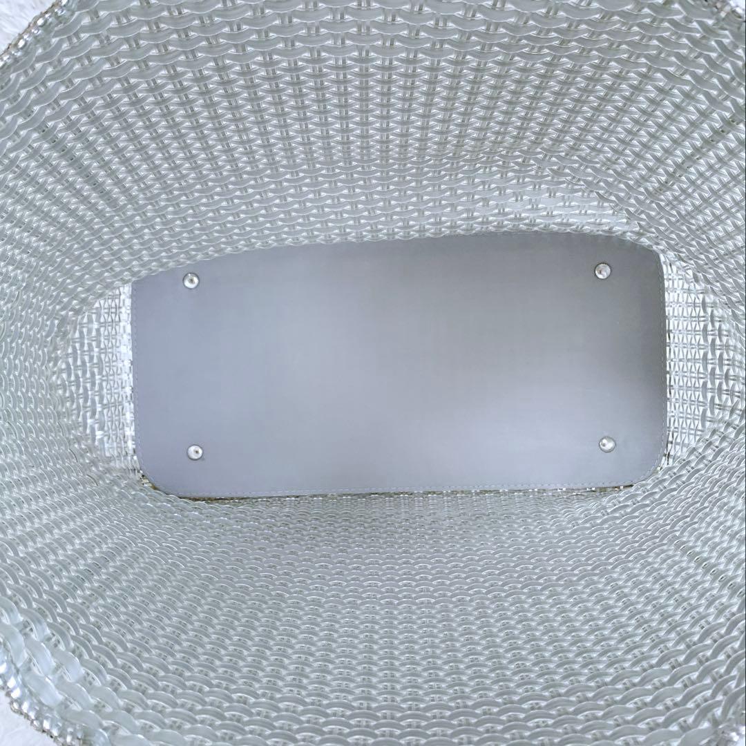 美品♪ ANTEPRIMA イントレッチオ インナーバッグ ポーチ付 シルバー