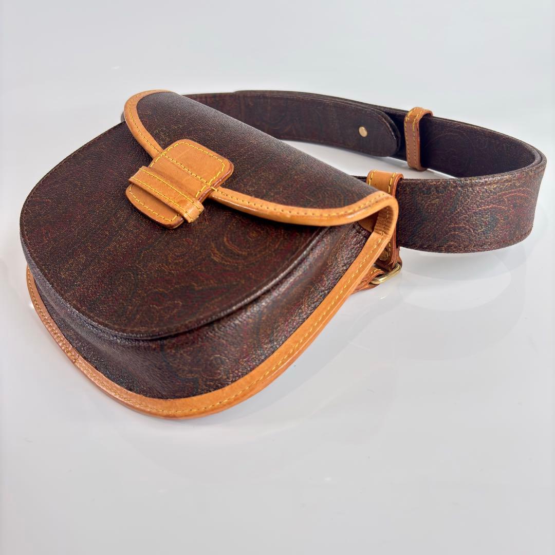 【極美品】ETRO エトロ ショルダーバッグ ペイズリー柄 ベルト 斜めがけ