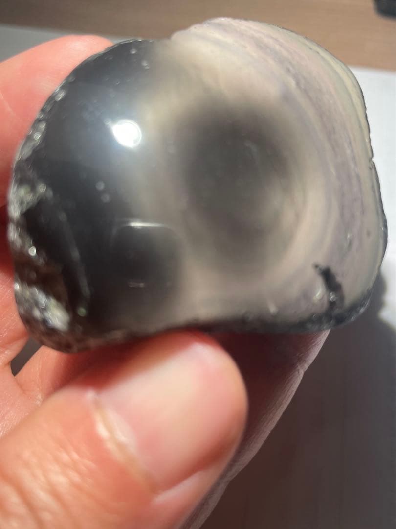 研磨品　十勝石玲瓏　淡ピンクベースオーロラ　レインボーオブシディアン