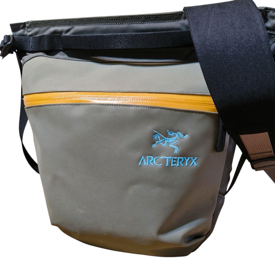 ARC'TERYX　アークテリクス　アロー8　ショルダーバック 　ビームスコラボ