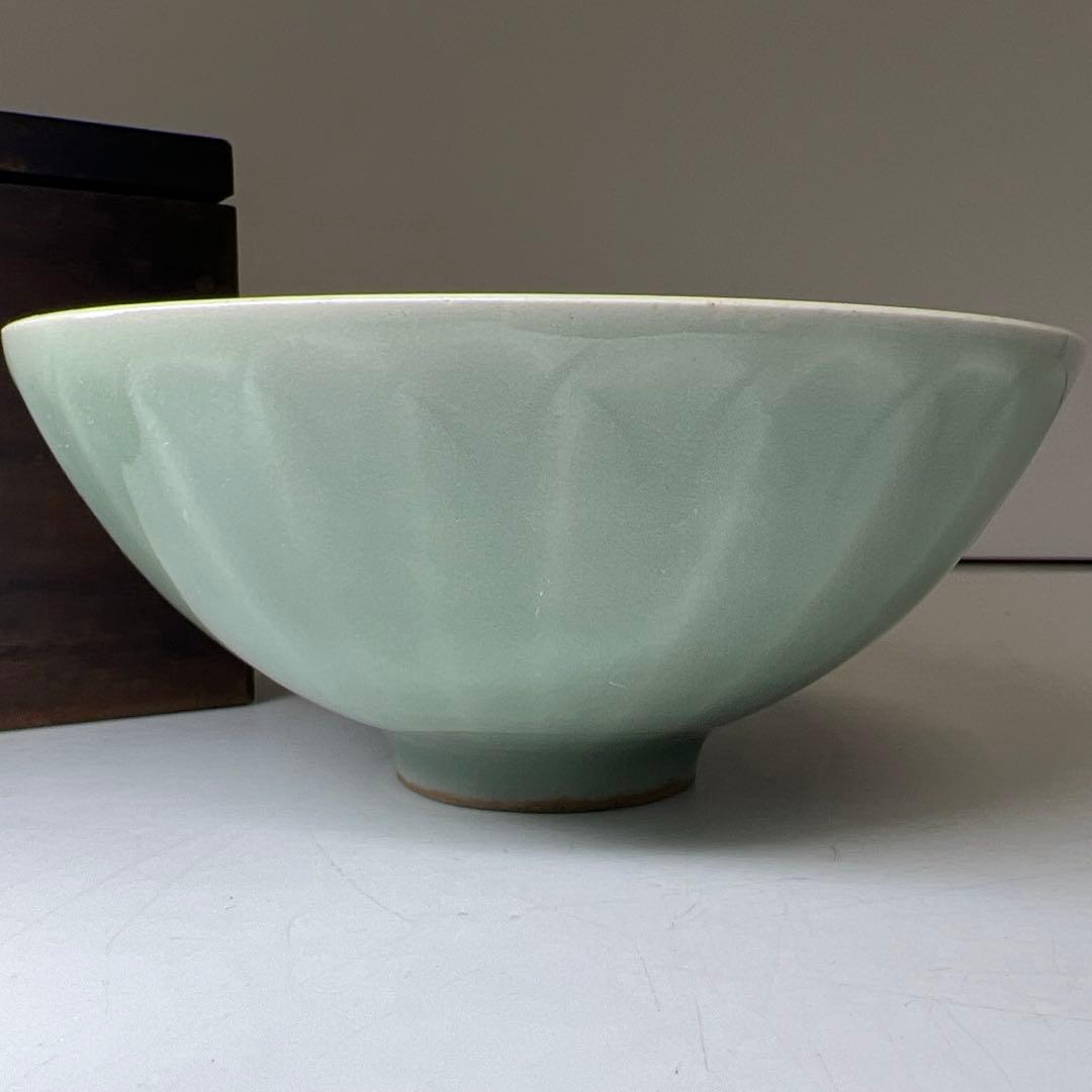 中国明時代　竜泉窯青磁茶碗　木箱　口径13.8㎝　東Y8-0205☆2Fタサコサ