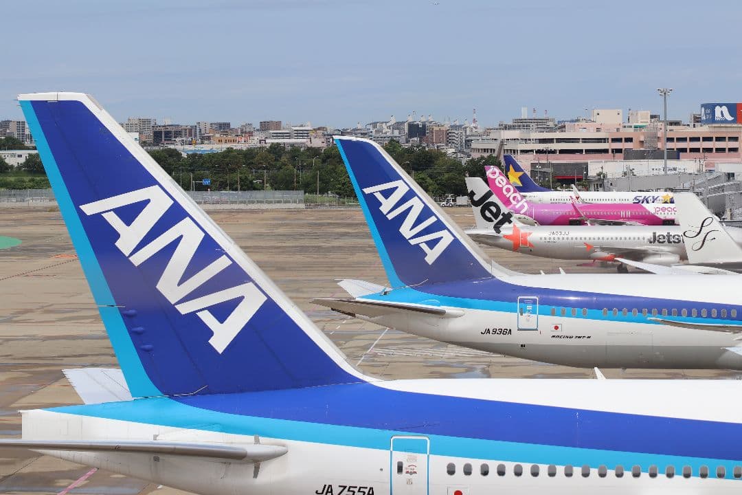 Canon EOS Kiss X9 ダブルズームレンズキット+おまけ単焦点レンズ