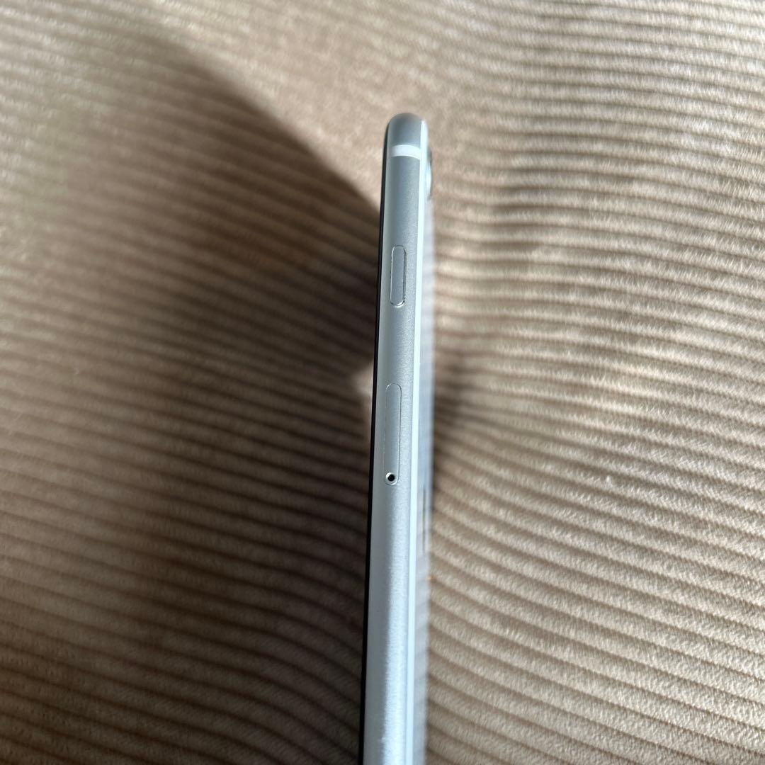 iPhoneSE2 ホワイト　64GB