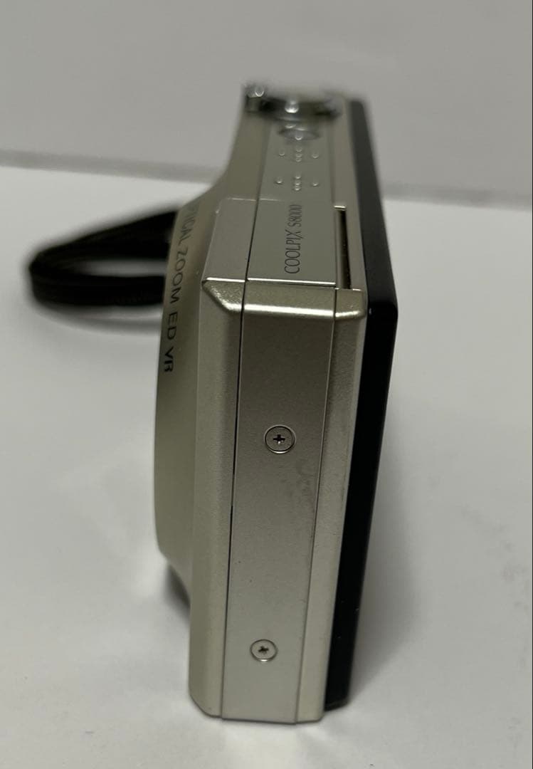 Nikon COOLPIX S8000 10xWIDEシャンパンシルバー