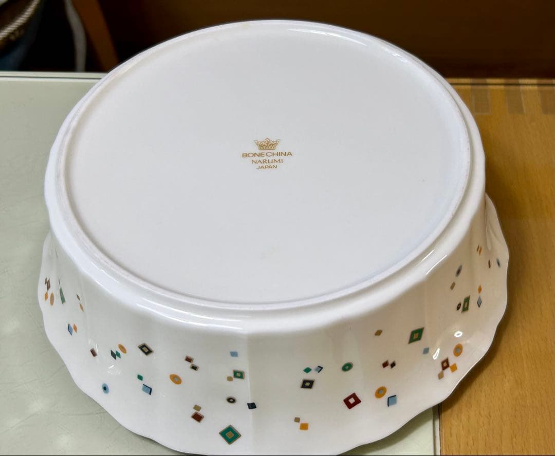 ナルミ　幸せを呼ぶ象　ボウル　大皿　ペア　カップ&ソーサー　ソルト&ペッパー