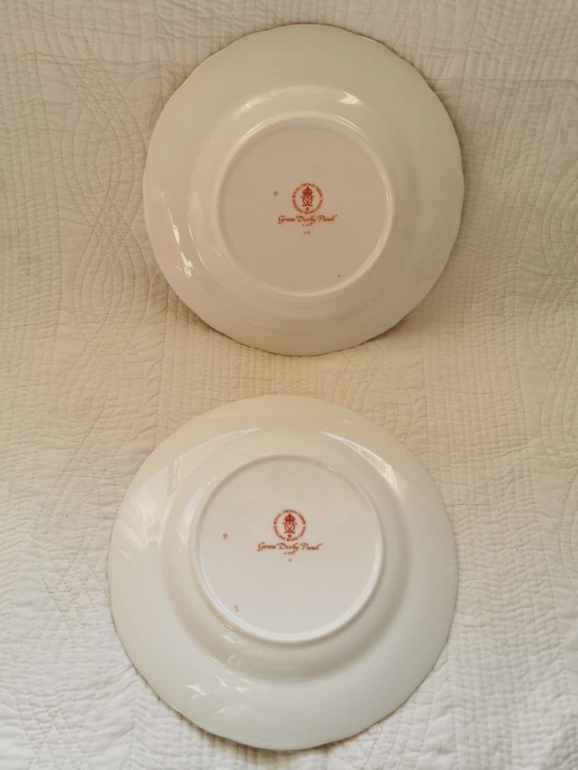 ロイヤルクラウンダービー グリーンダービーパネル≒22㎝ラージプレート２枚セット