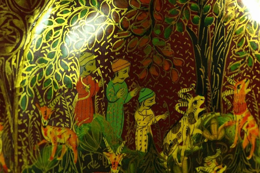 橿原國 細密狩猟更紗紋 変円形 鉢 手描き彩色 作家物 共箱(K-A755)