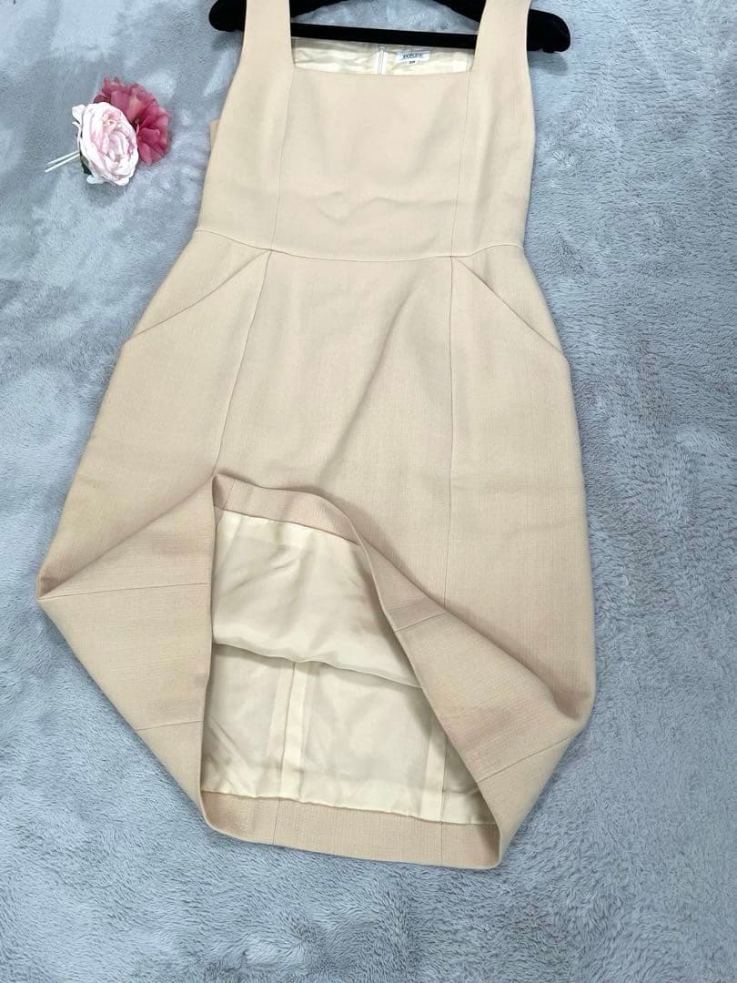 【FOXEY 】フォクシー ノースリーブ タイトワンピース ベージュ　サイズ38