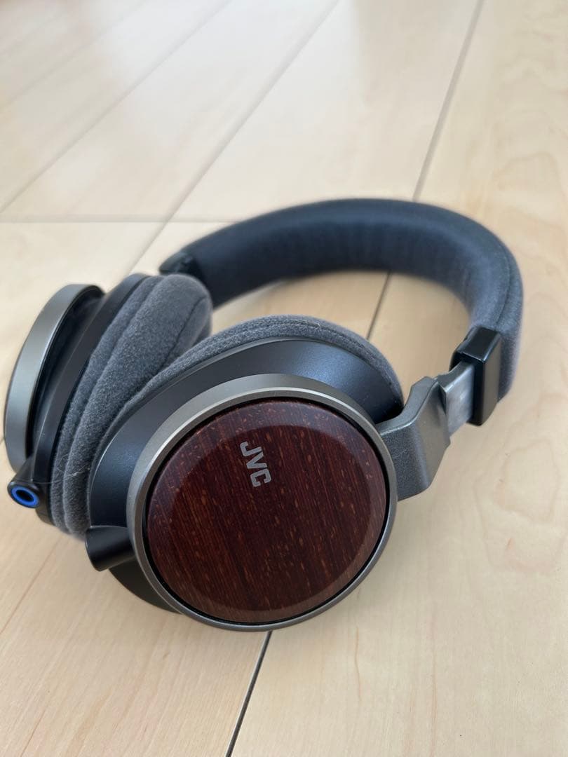 JVC HA-SW02【ヘッドホン】