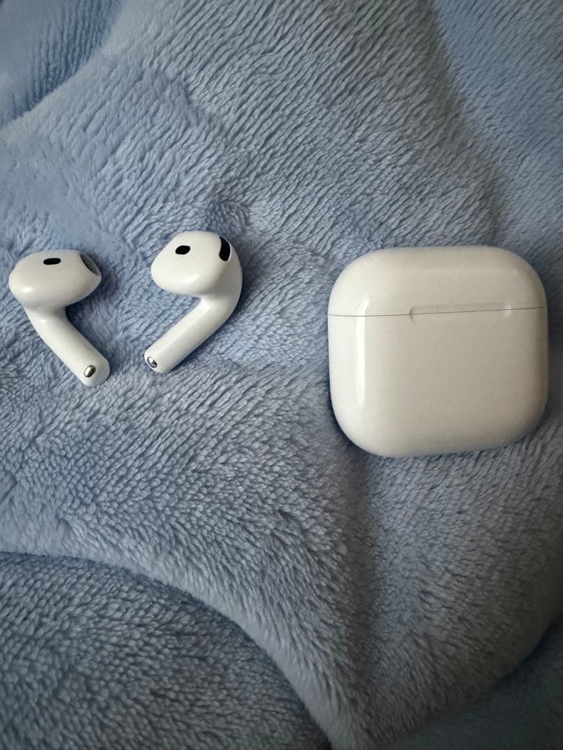 AirPods 4 A3053 ノイズキャンセリングなし