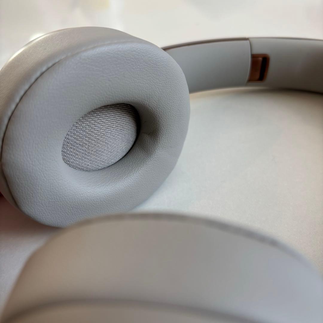 beats solo pro ワイヤレス　ノイズキャンセリング　ヘッドフォン