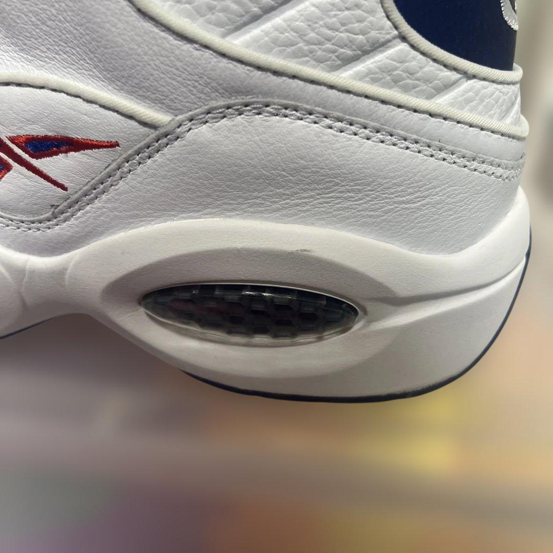 Reebok question midバスケットシューズ ホワイト/ネイビー