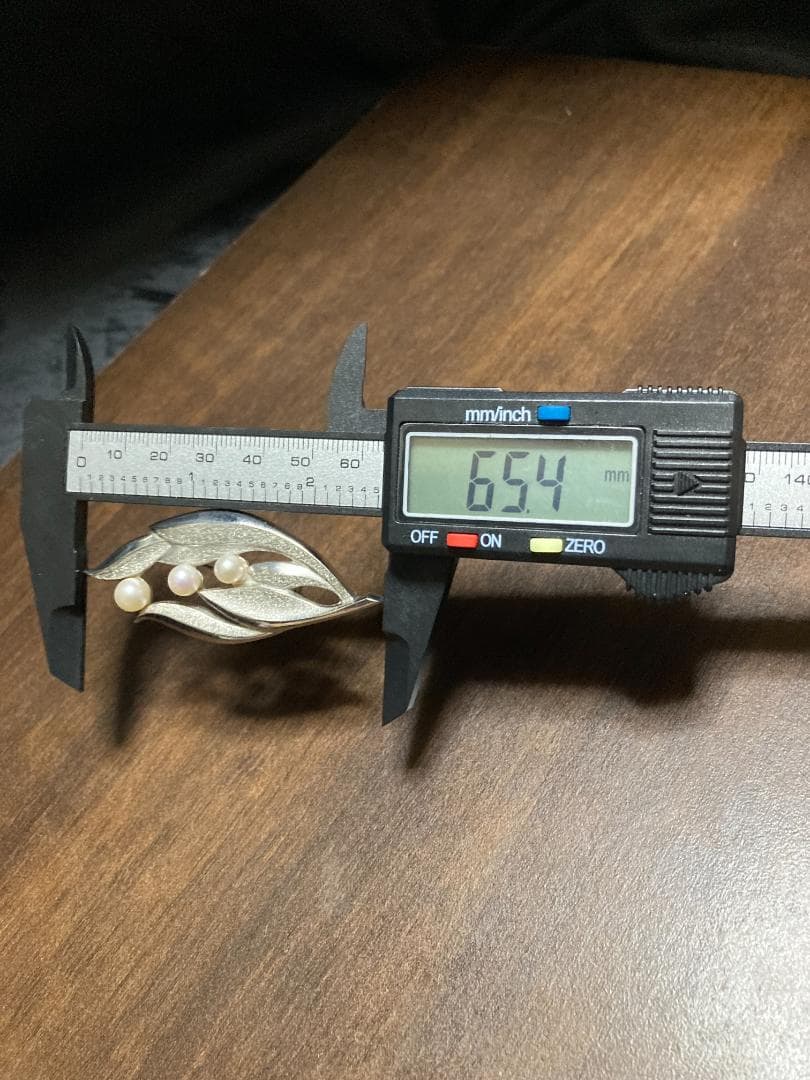 MIKIMOTO ミキモト パール 真珠 3粒 3珠 リーフ ブローチ シルバー