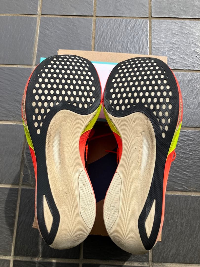 アシックス　メタスピードエッジパリ　26.5cm