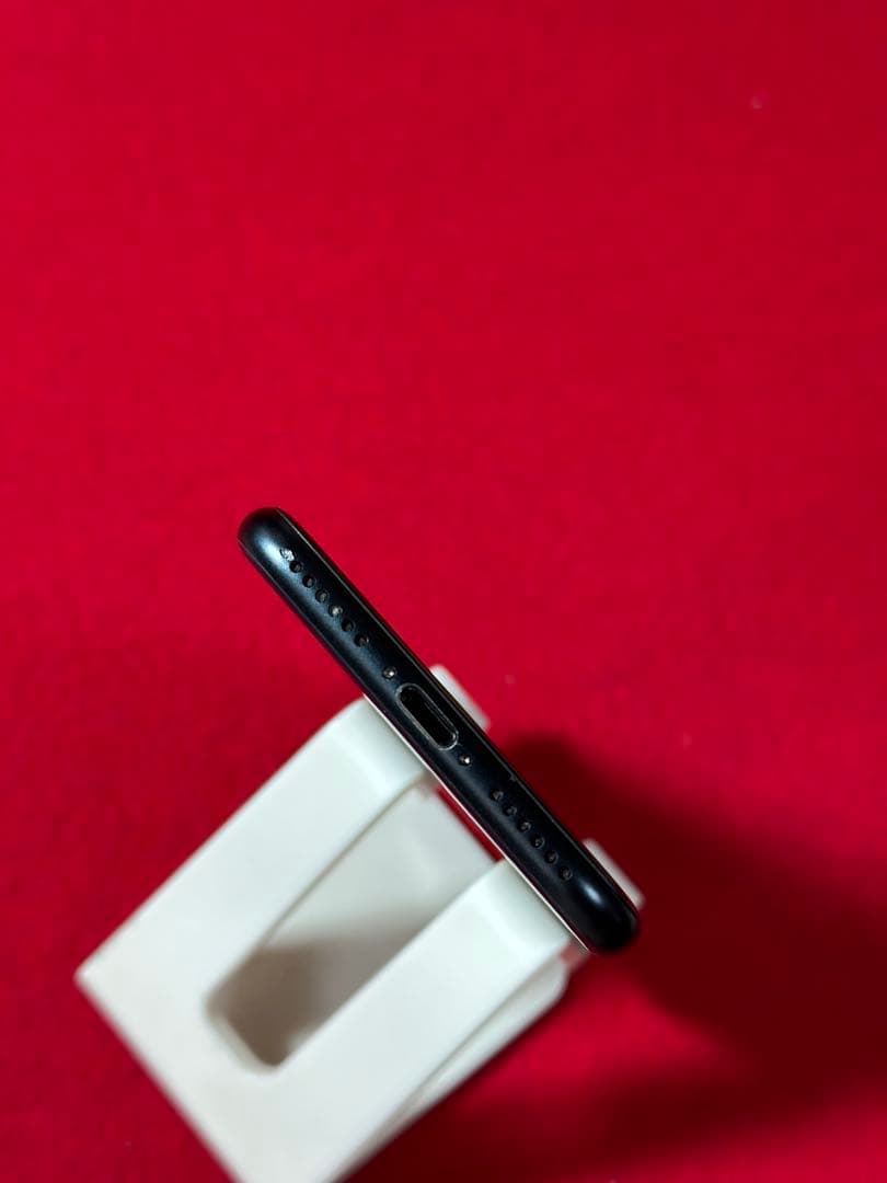 【4285】iPhone SE3第3世代ミッドナイト 64GB simフリー