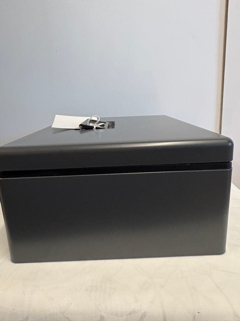 コクヨ手提げ金庫 「CB-1NDM」