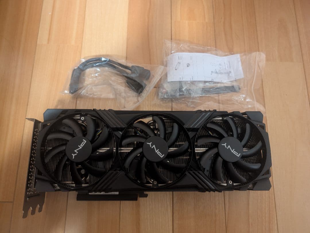 グラフィックボード・グラボ・ビデオカード PNY GeForce RTX 4070 Ti SUPER 16GB