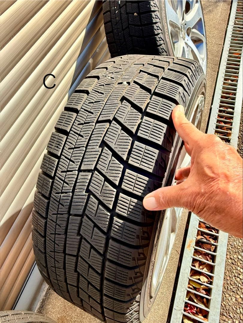 プジョー208用スタッドレスタイヤ&ホイール4本セット205/45R17