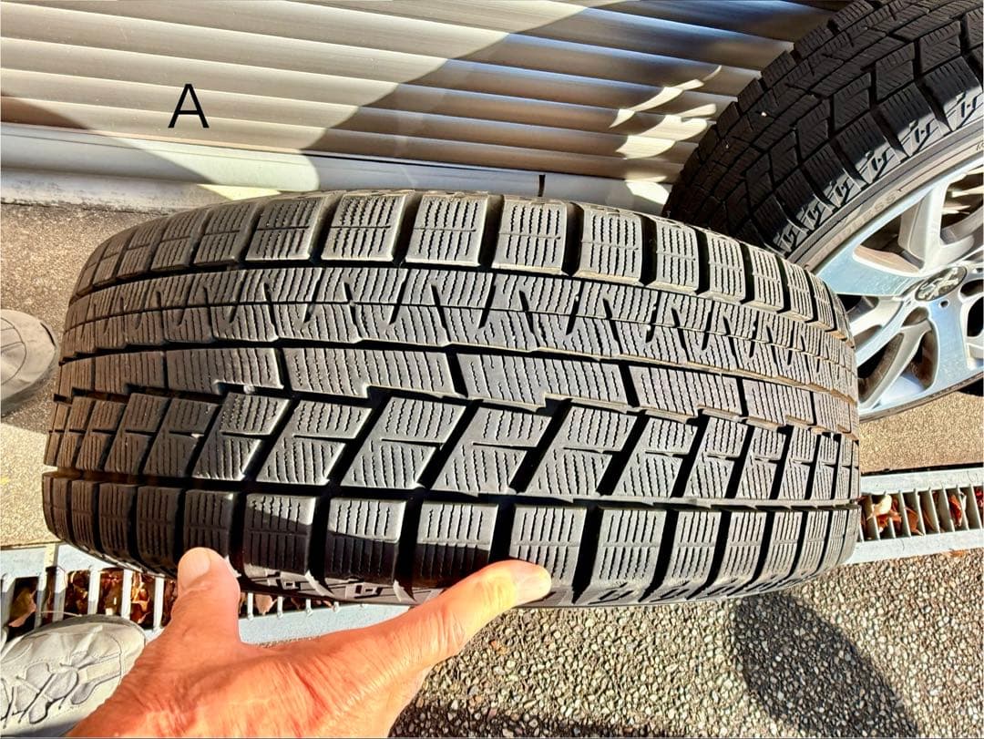プジョー208用スタッドレスタイヤ&ホイール4本セット205/45R17