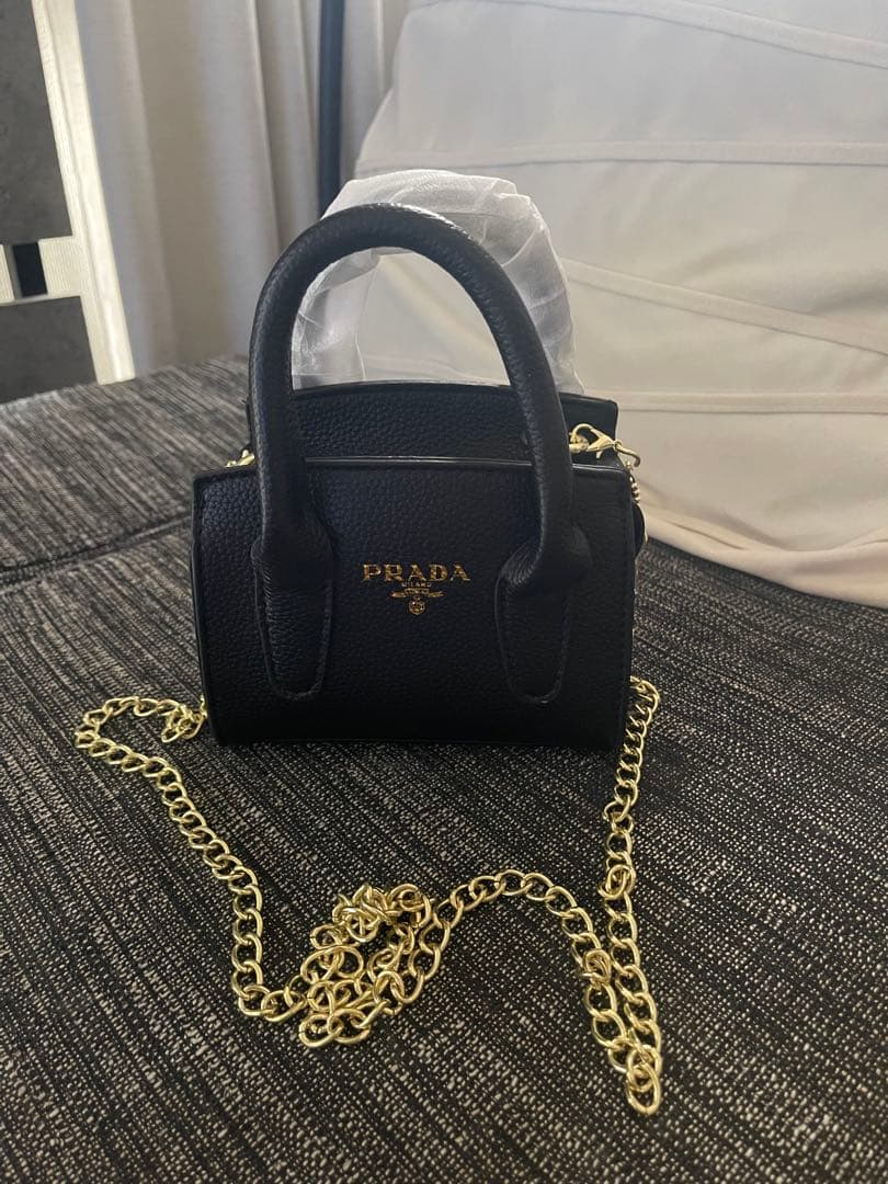 PRADA ショルダー　バッグ　ノベルティ　プラダ