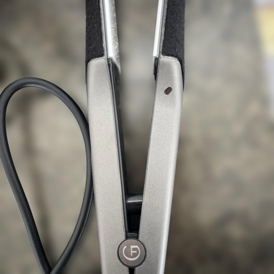 美品　ケラフェクトワイドアイロン