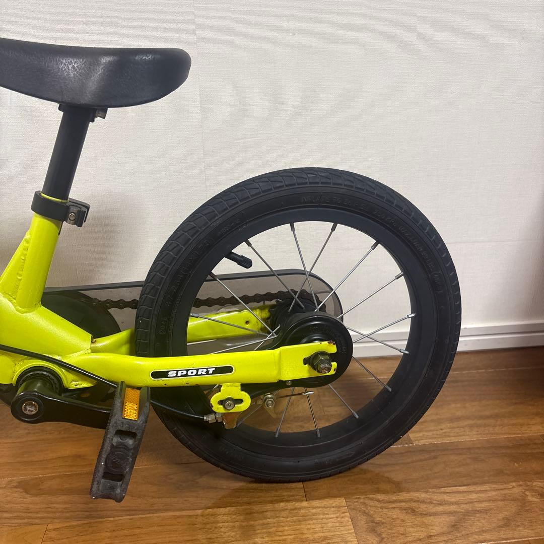 STRIDER ストライダー14X ライムイエロー　廃盤色