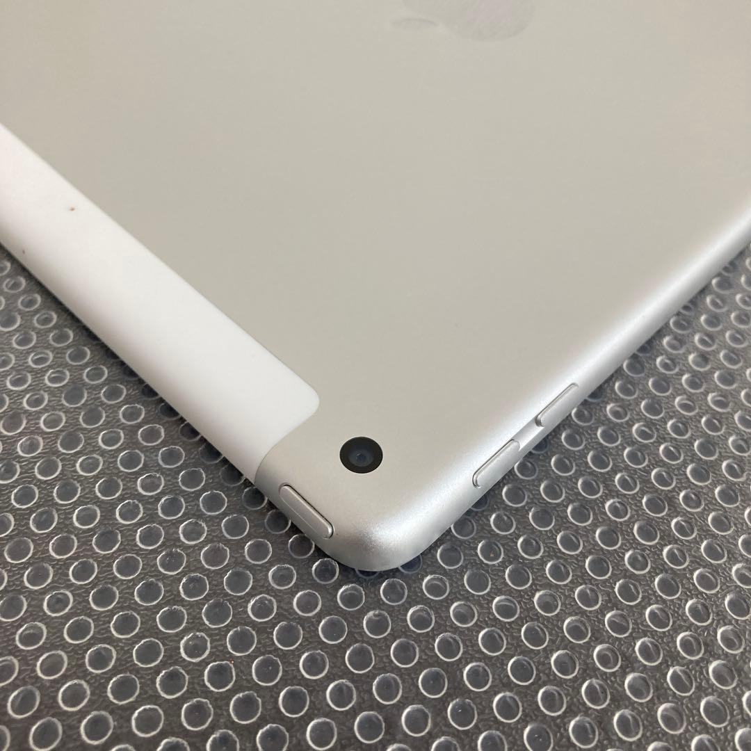 3422【早い者勝ち】iPad6 第6世代 32GB SIMフリー☆