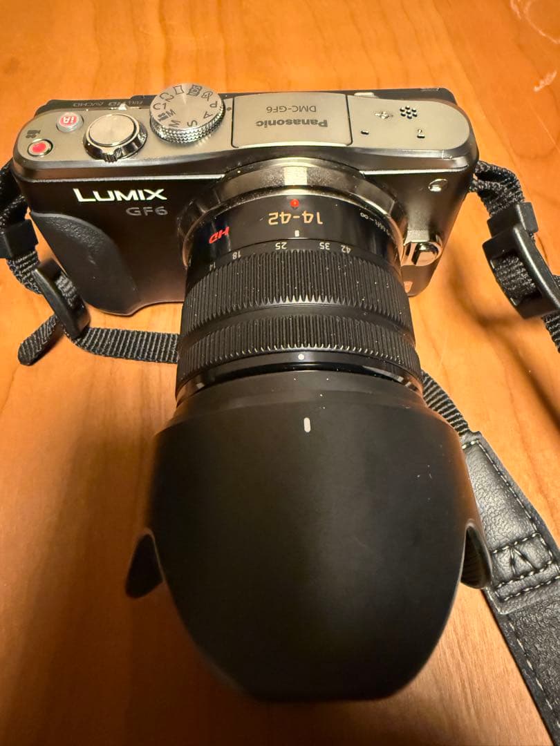 LUMIX GF6 ミラーレス一眼 + H-FS45150レンズ