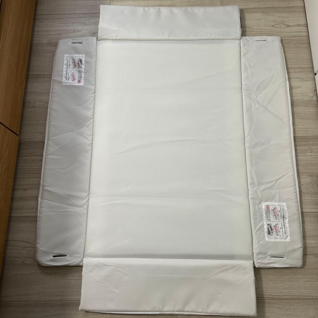 Aprica アップリカ　ココネルエアーAB ベビーベッド　グレーベア