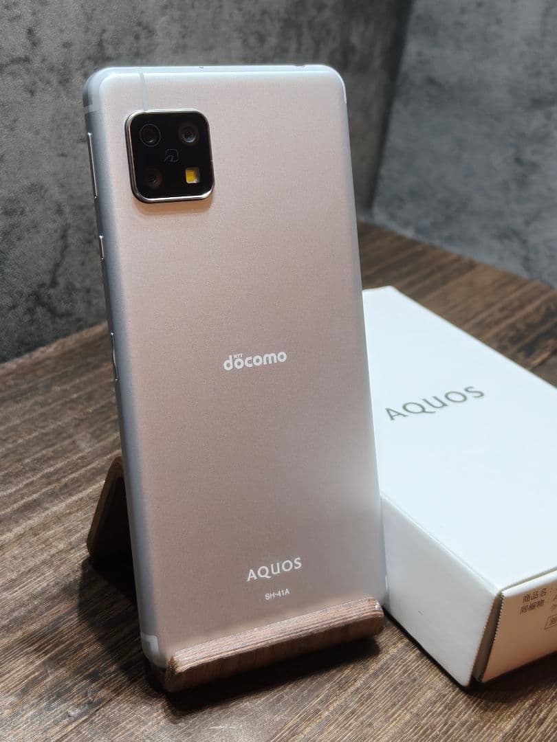 新品同様品 AQUOS sense4 SH-41A SIMフリー スマホ