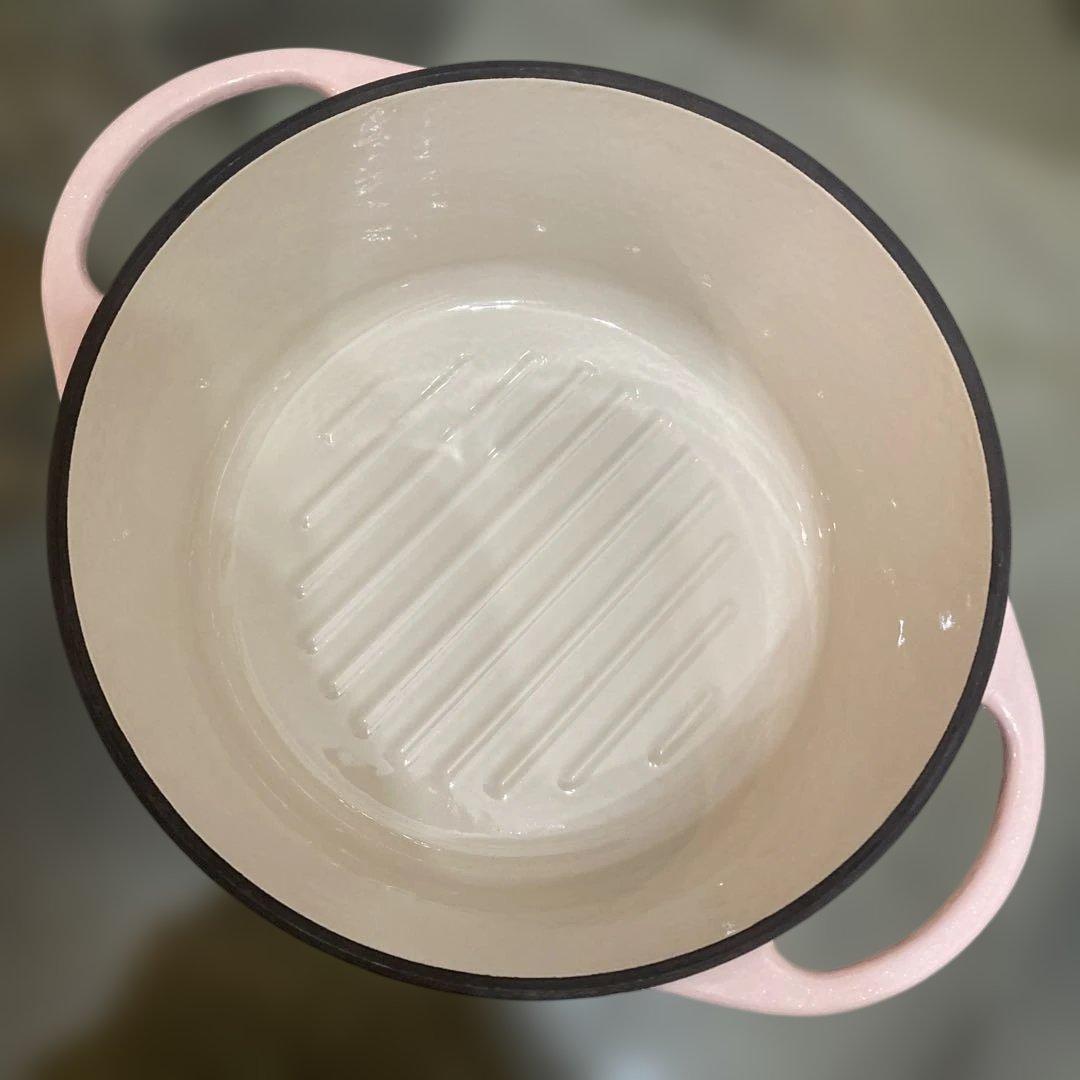 バーミキュラ　パールピンク　オーブンポットラウンド22cm