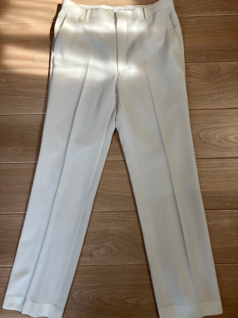 矢沢永吉風　白スーツ上下・サスペンダーベルトおまけ付き