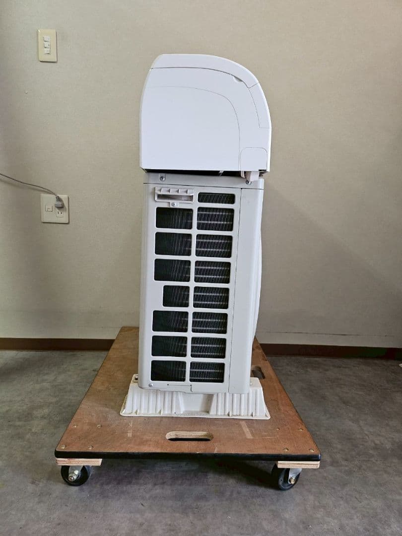 みうら　1815 ダイキン【AN28YES-W】2021年製 10畳 中古