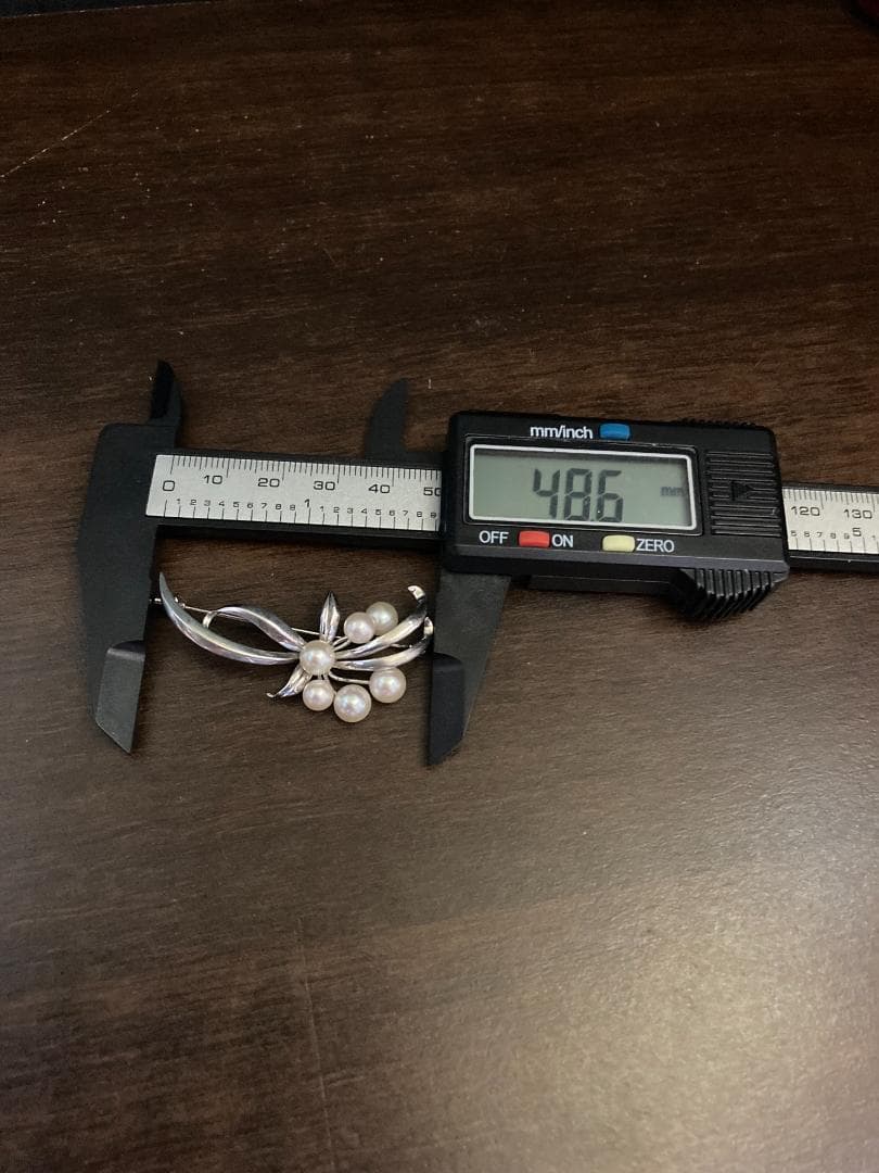 美品 ミキモト パール 真珠 6珠 アコヤ シルバー ブローチ 皇室御用達