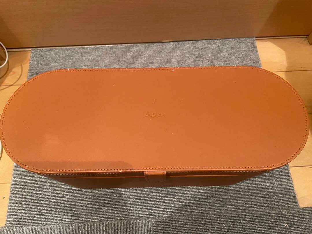 今だけのセール Dyson ヘアドライヤー スタイリングツールセット