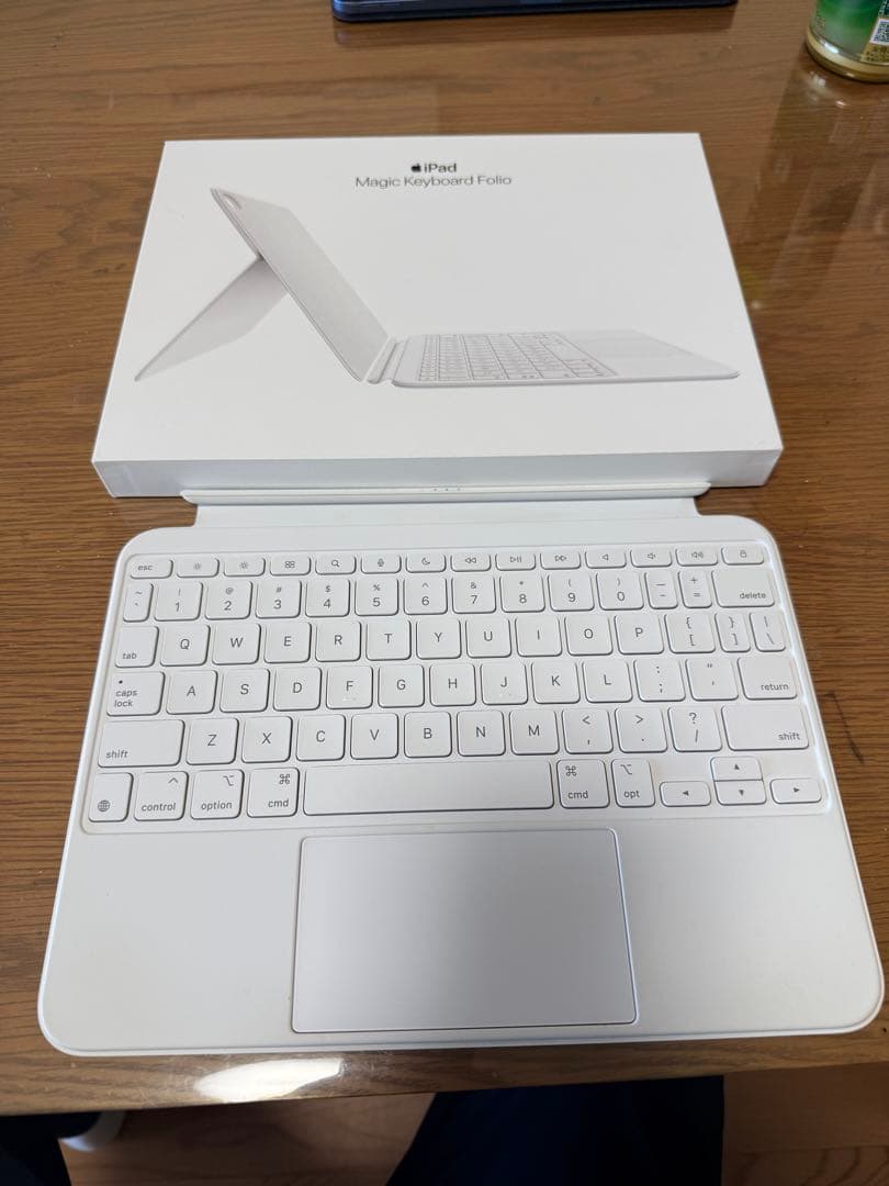 キーボード iPad Magic keyboard Forio