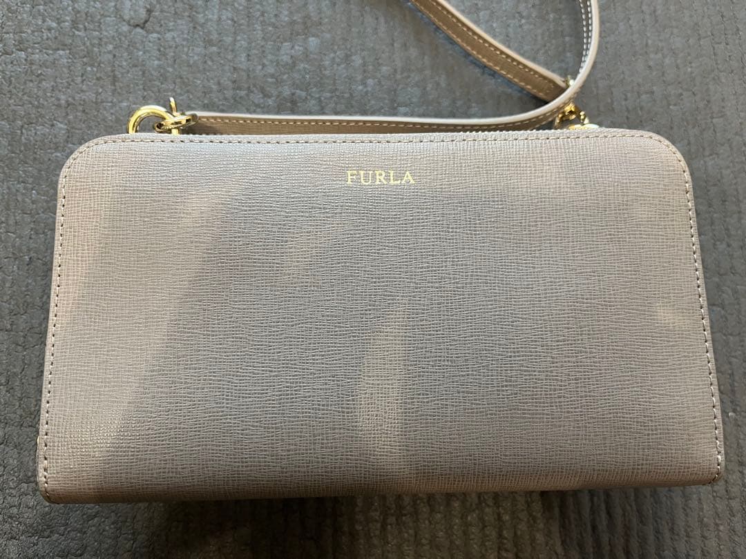 FURLA バッグ　リーヴァL ショルダーバッグ