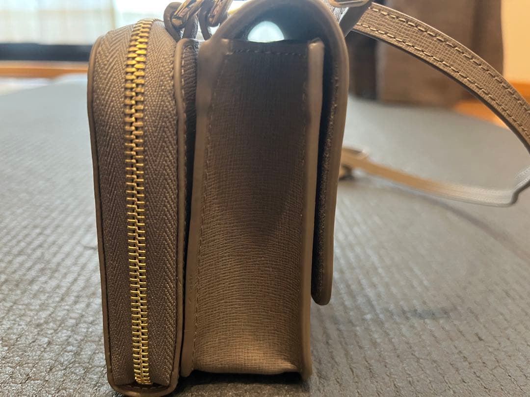 FURLA バッグ　リーヴァL ショルダーバッグ