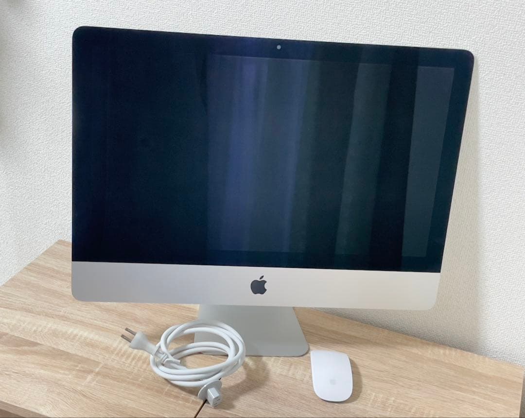 Apple iMac 21.5インチ（2017）