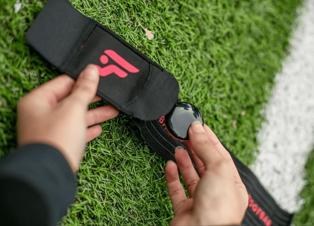 FOOTBAR - 足に巻くトラッキングデバイス