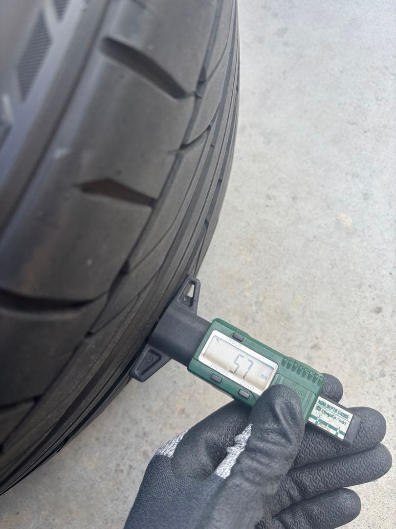 TRD タイヤ4本18x7.5 5H +48PCD100